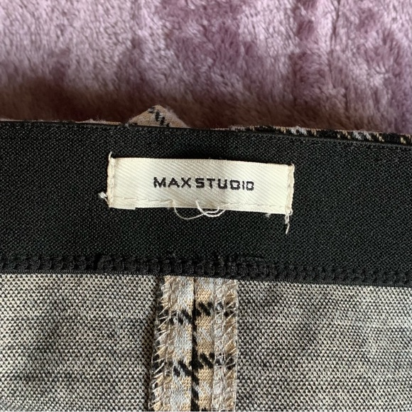 Max Studio Pleated Skirt - Picture 3 of 3